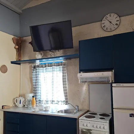 Alema Mare Apartment *